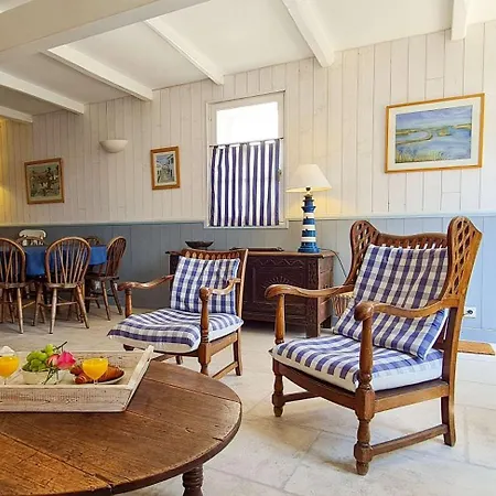 Maison De Pays Avec Etage Villa *