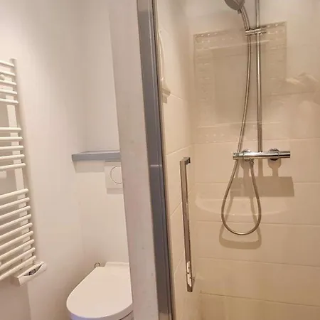 Maison De Pays Avec Etage *