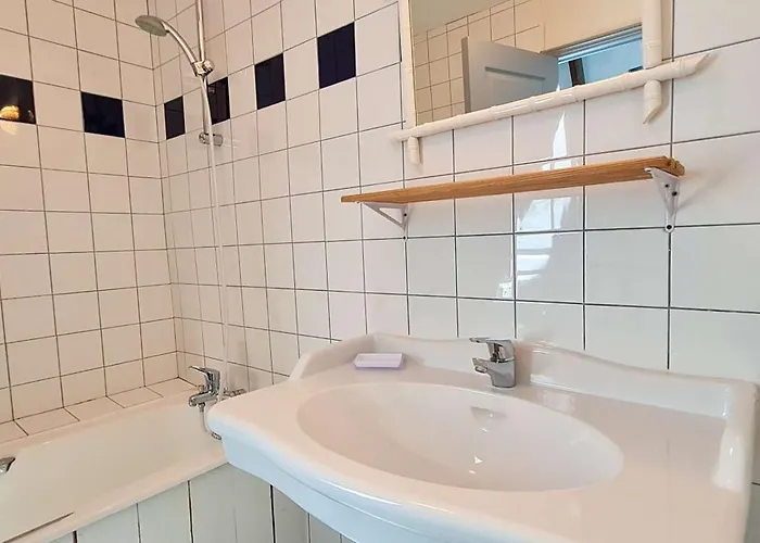 Maison De Pays Avec étage * La Couarde-sur-Mer