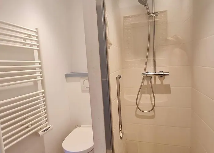 Maison De Pays Avec étage *